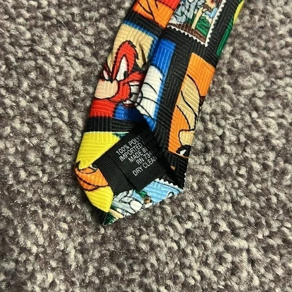 Vintage 1997 LOONEY TUNES Stamp Collection Daffy Duck Tweety Bugs Bunny Tie USA - Picture 4 of 4